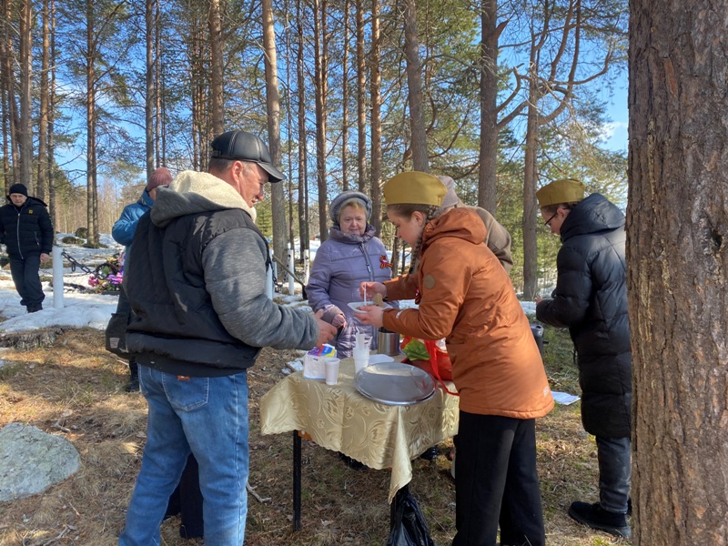 В рамках празднования Дня Победы в с.Ковдозеро и с.п.Зареченск прошла акция «Солдатская каша» 